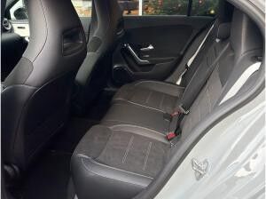 Mercedes-Benz A 200 AMG Night Multibeam-LED Panorama Kamera