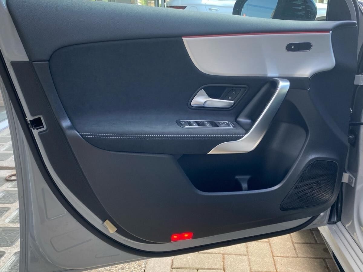 Mercedes-Benz A 200 AMG Night Multibeam-LED Panorama Kamera