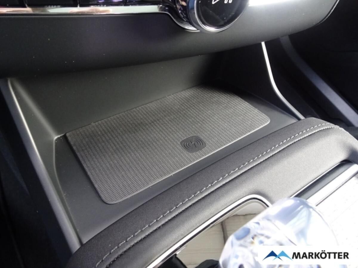 Volvo XC90 T8 AWD Ultra Bright Plug-In Hybrid 7-Sitzer