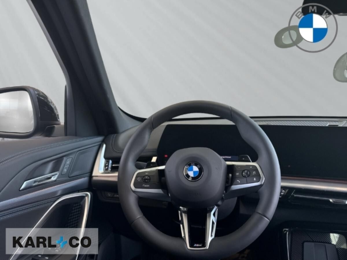 BMW X1 18 i sDrive M Sport Navi Digitales Cockpit Soundsystem Massagesitze LED