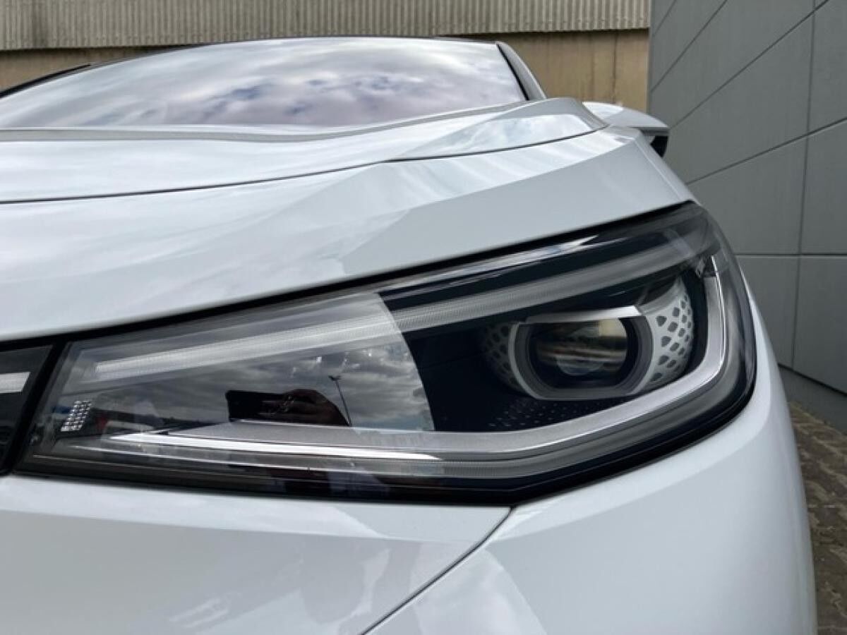 Volkswagen ID.5 Pro+Area View IQ.Drive Navi Matrix LED