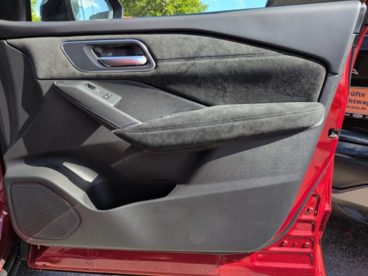 Nissan Qashqai N-Design 1.3 DIG-T MHEV EU6e HUD Navi Memory Sitze 360 Kamera LED El. Heckklappe