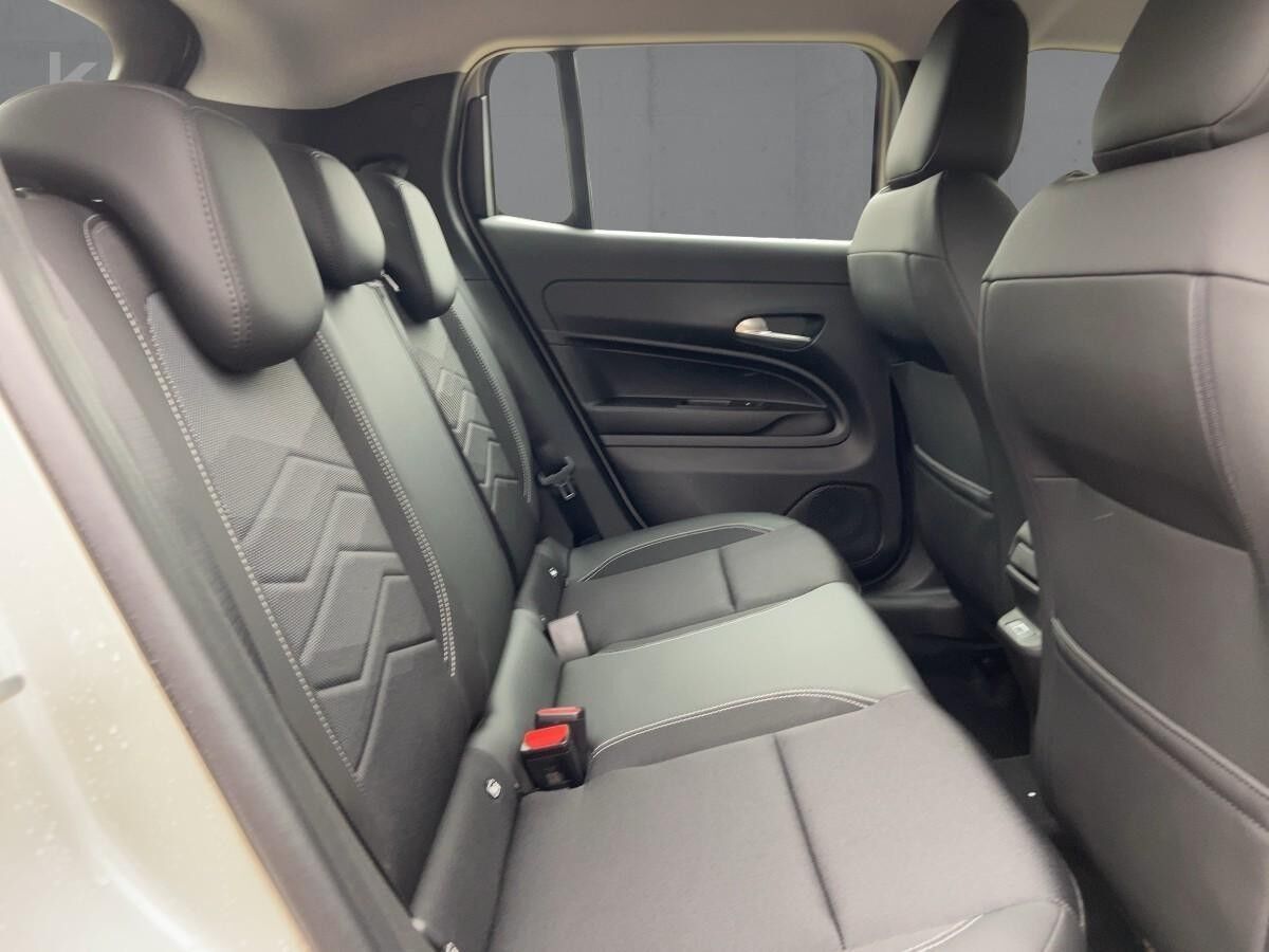 Jeep Avenger Altitude BEV + Winterpaket