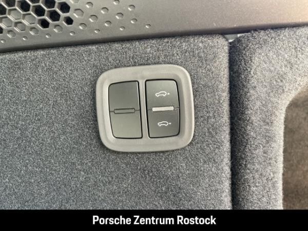 Porsche Macan sofort verfügbares Lagerfahrzeug