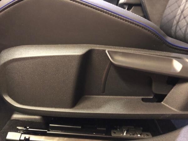Volkswagen Golf R-Line 1.5 l eTSI | SOFORT VERFÜGBAR !