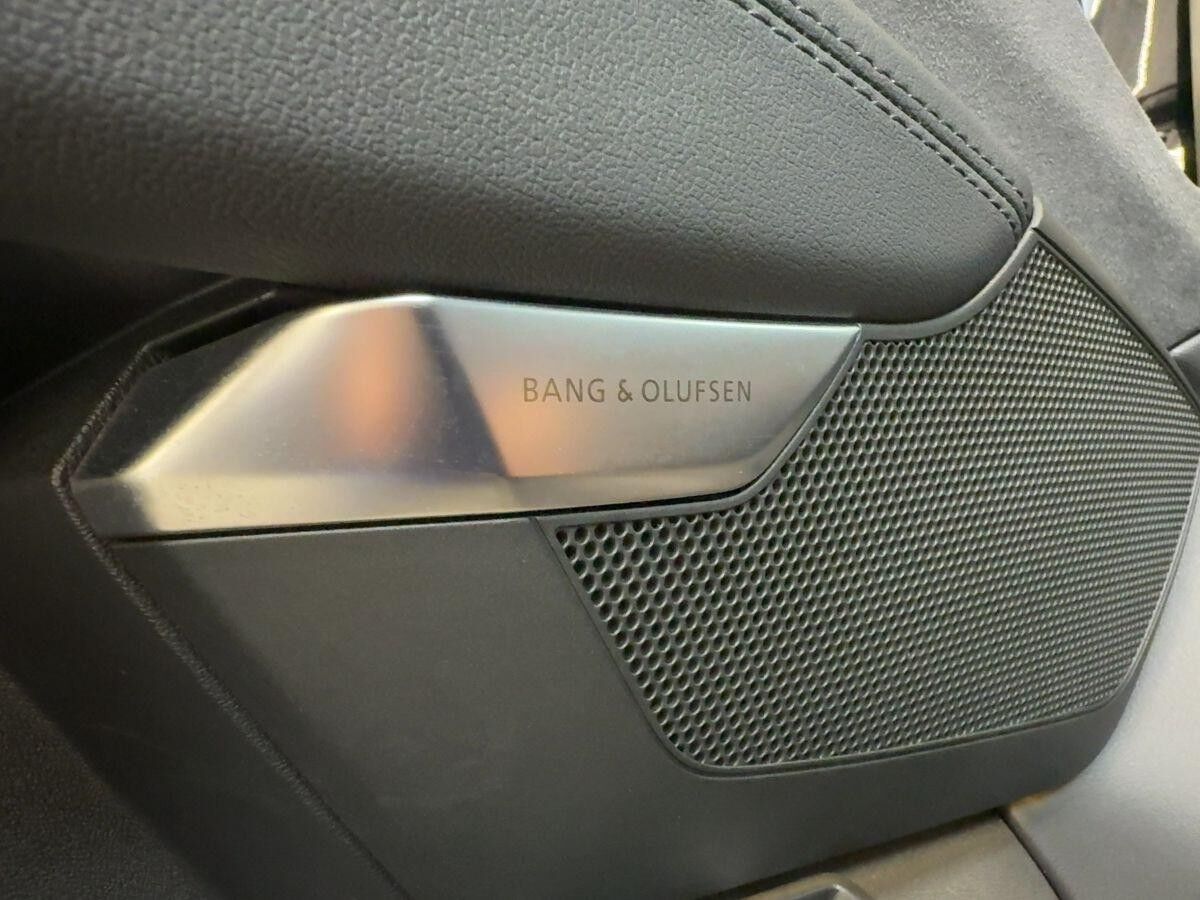 Audi e-tron GT quattro Matrix B&O Pano Luft Kamera