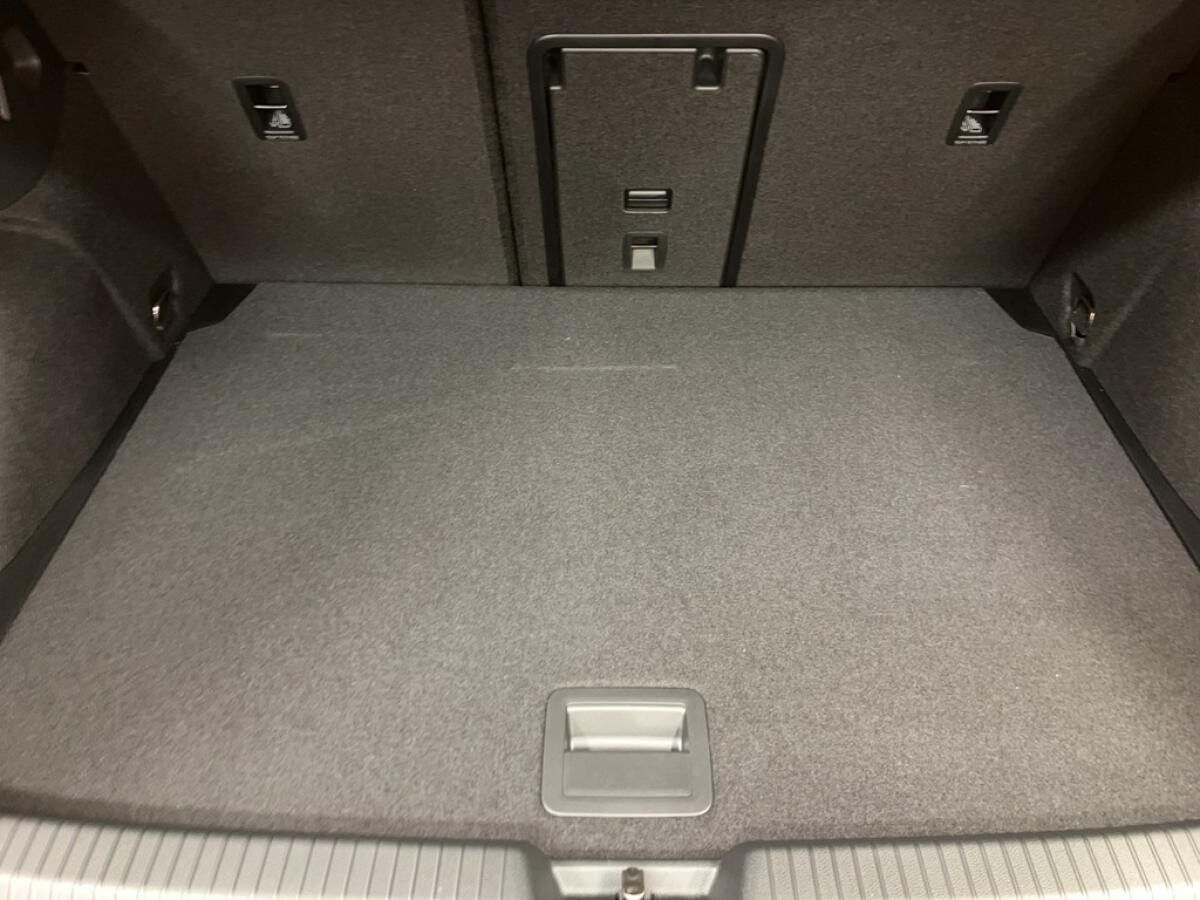 Volkswagen Golf VIII Lim. 1.5 eTSI Style | SOFORT VERFÜGBAR !