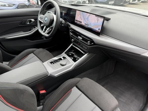 BMW 330 e xDrive Touring M Sport //AHK Pano FACELIFT