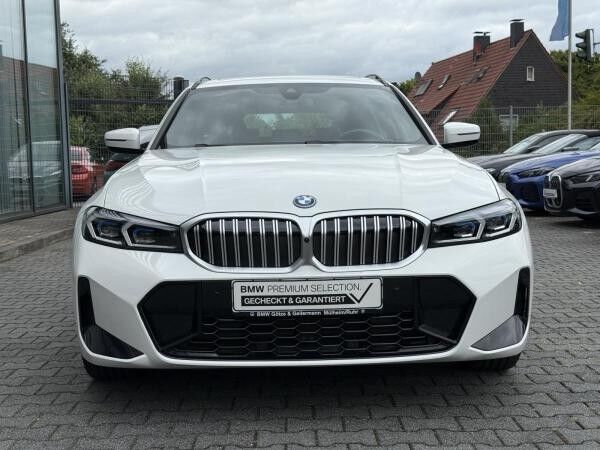 BMW 330 e xDrive Touring M Sport //AHK Pano FACELIFT