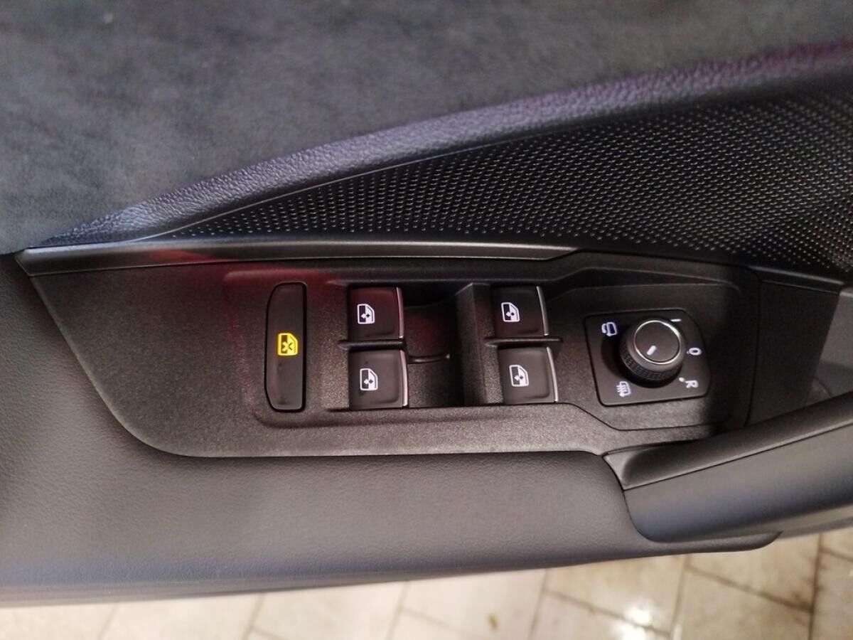 Volkswagen Tayron 2.0 TDI 4Motion R-Line | SOFORT VERFÜGBAR !