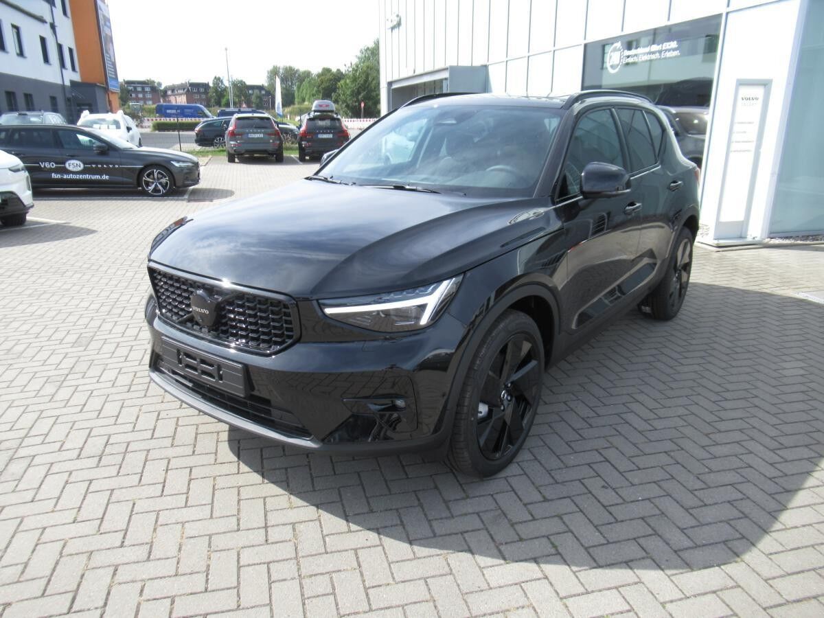Volvo XC40 Black Edition Plus B3 *Privatkunden Aktion*
