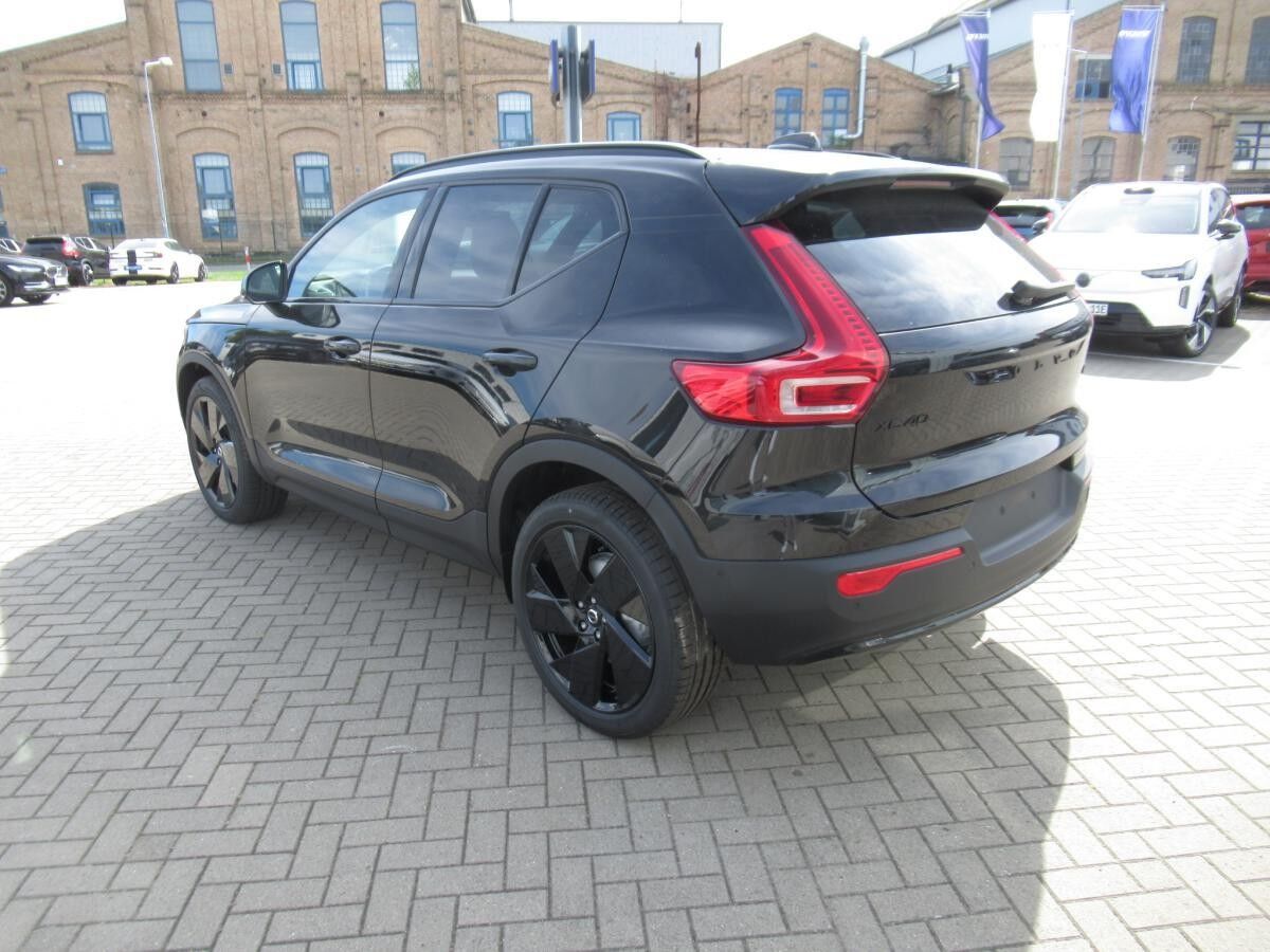 Volvo XC40 Black Edition Plus B3 *Privatkunden Aktion*