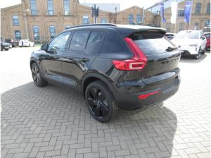 Volvo XC40 Black Edition Plus B3 Vorführwagen