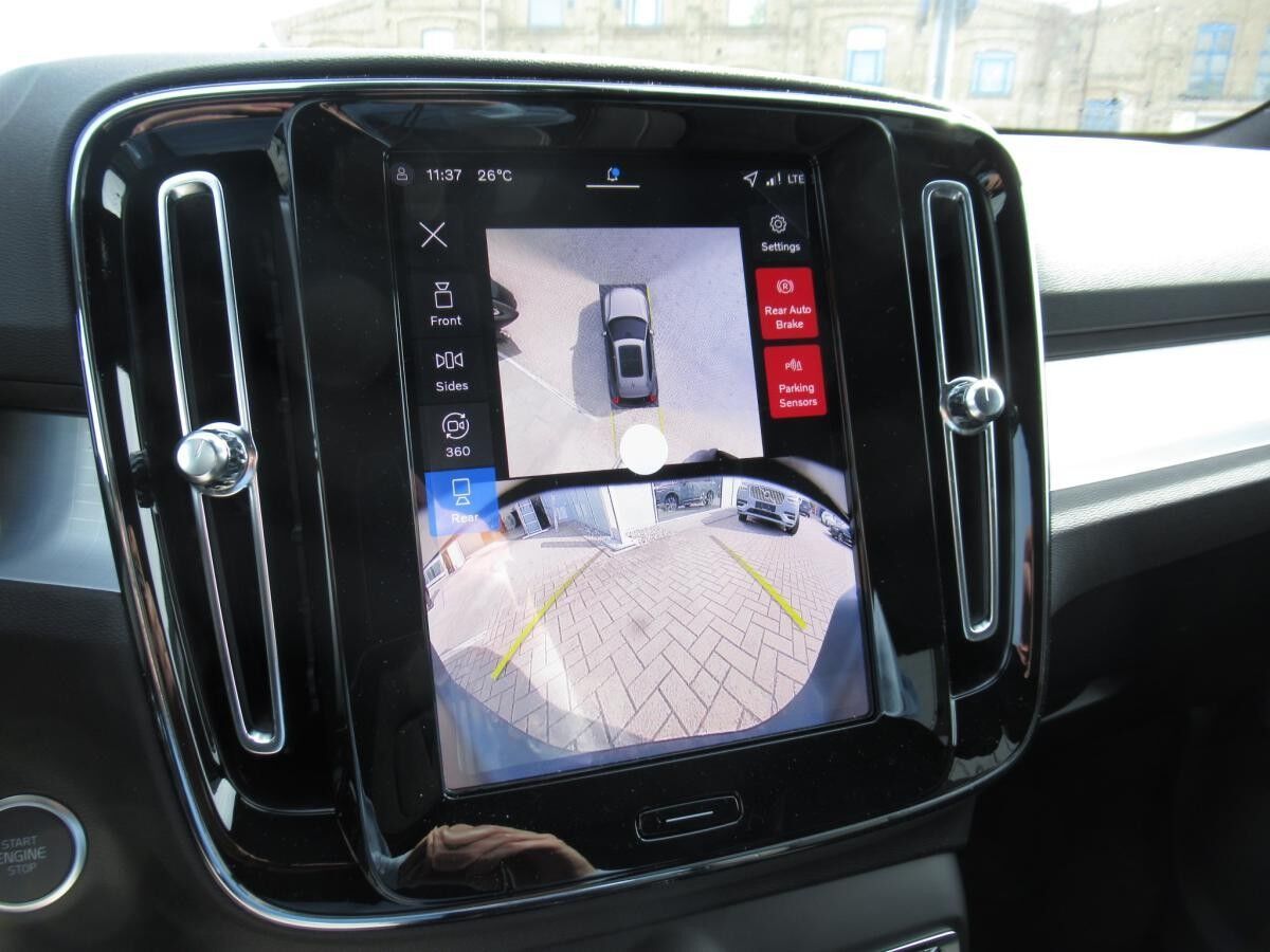 Volvo XC40 Black Edition Plus B3 *Privatkunden Aktion*