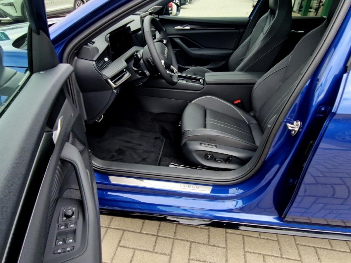 Skoda Superb Combi 1.5 TSI iV Sportline DSG Matrix AHK Pano🚀Sofort-Verfügbar🚀Autohaus-Schandert Top-Deal✨