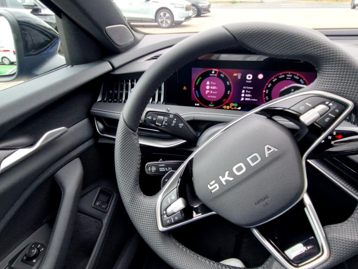Skoda Superb Combi 1.5 TSI iV Sportline DSG Matrix AHK Pano🚀Sofort-Verfügbar🚀Autohaus-Schandert Top-Deal✨