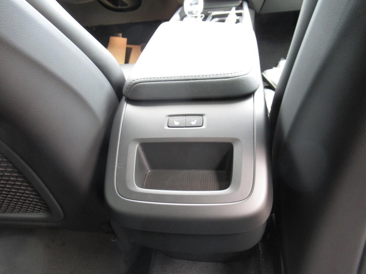 Volvo XC60 B5 AWD Black Edition Plus Facelift Lagom*GEWERBEKUNDEN AKTION*