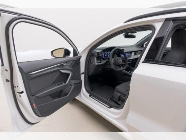 Audi A3 Sportback 35 TFSI S-TRO*ADVANCED*LED*AHK*RFK*
