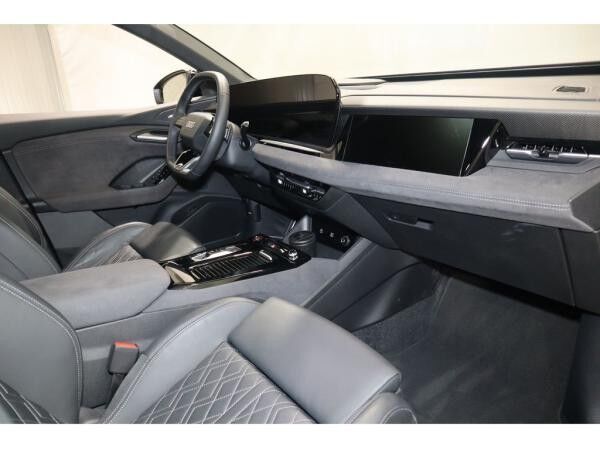 Audi SQ6 e-tron edition one blue B&O*Panorama*Matrix-LED