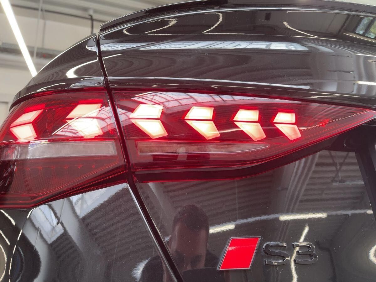 Audi S3 Limousine 2.0 TFSI Kamera virtual Navi LED DAB