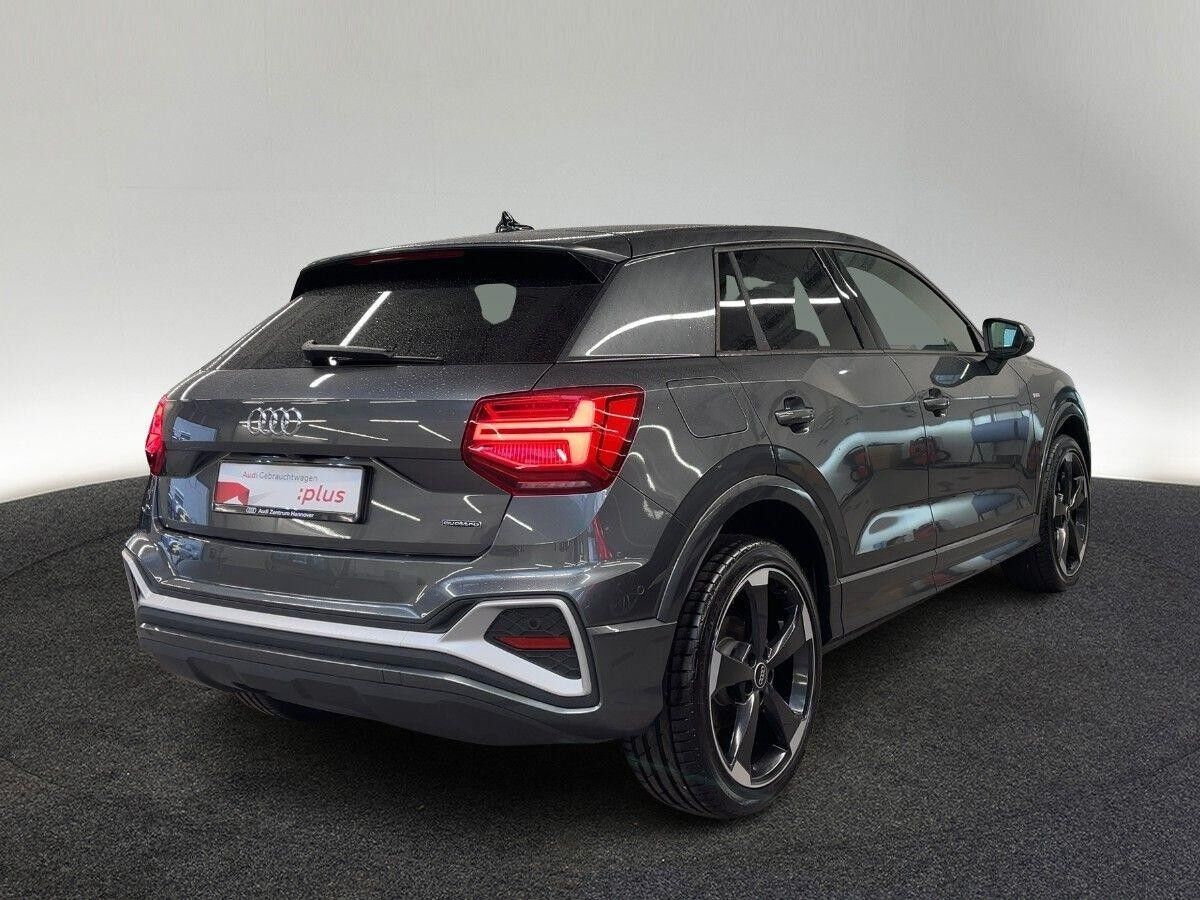Audi Q2 S line 40 TFSI quattro Matrix Standh. Kamera AHK Navi