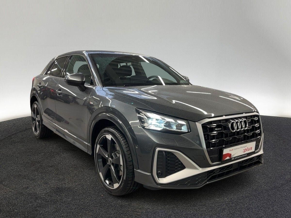 Audi Q2 S line 40 TFSI quattro Matrix Standh. Kamera AHK Navi