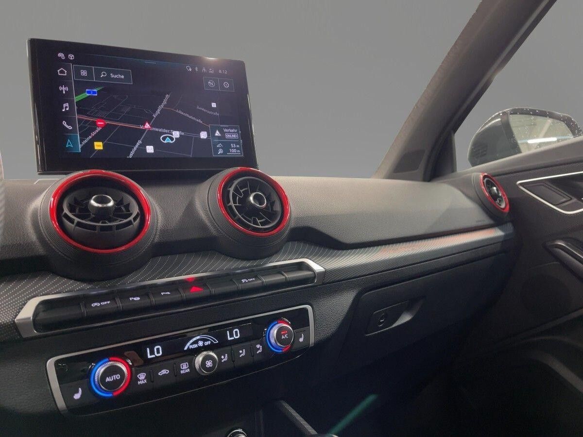Audi Q2 S line 40 TFSI quattro Matrix Standh. Kamera AHK Navi