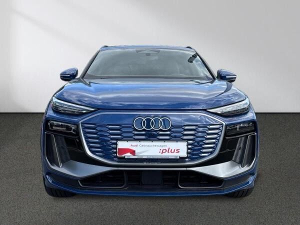 Audi Q6 e-tron quattro MMI Matrix Digi-Cockpit