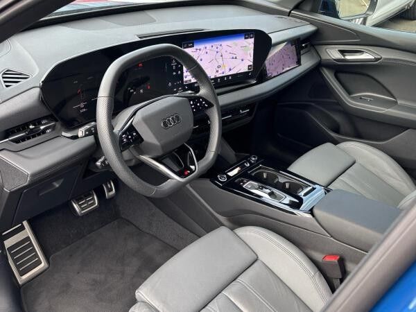 Audi Q6 e-tron quattro MMI Matrix Digi-Cockpit