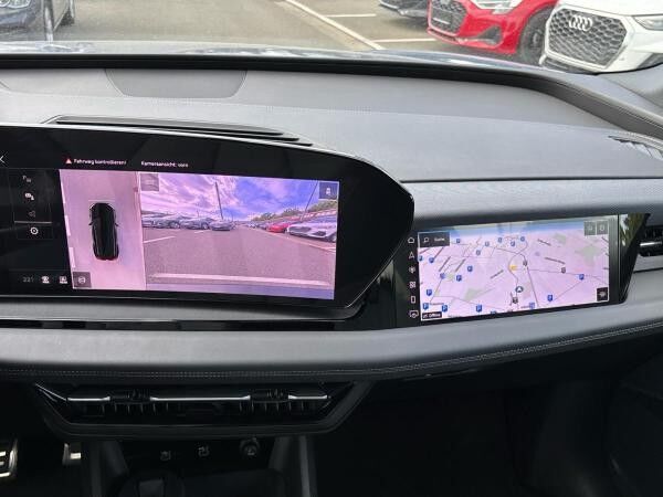 Audi Q6 e-tron quattro MMI Matrix Digi-Cockpit