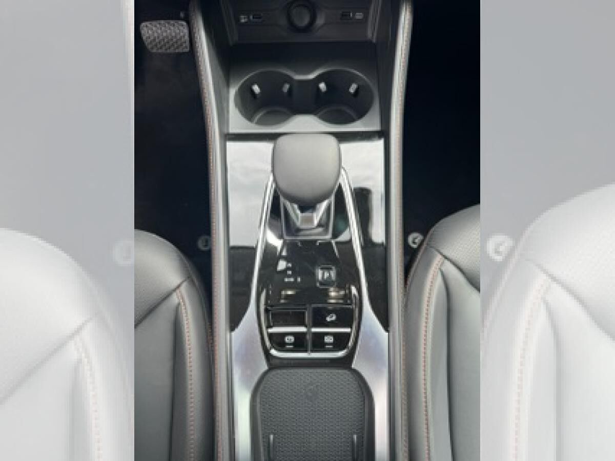 MG HS 1.5T-GDI Luxury Auto