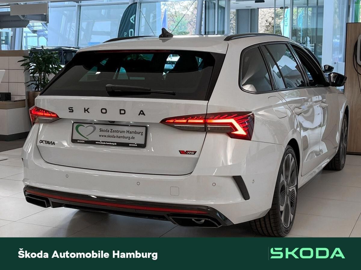 Skoda Octavia Combi RS 2,0 TSI AHK PANO STANDHZG AREA VIEW