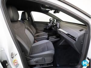 Volkswagen ID.4 Pro AHK Kamera Navi LM 19' Volkswagen ID.4 Pro AHK Kamera Navi LM 19'