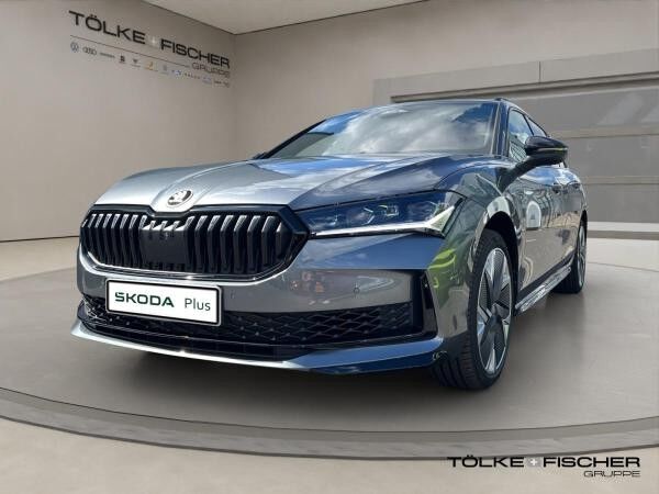 Skoda Superb Combi Sportline Navi DCC PANO AHK eHeck