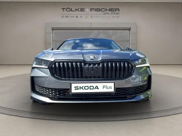 Skoda Superb Combi Sportline Navi DCC PANO AHK eHeck