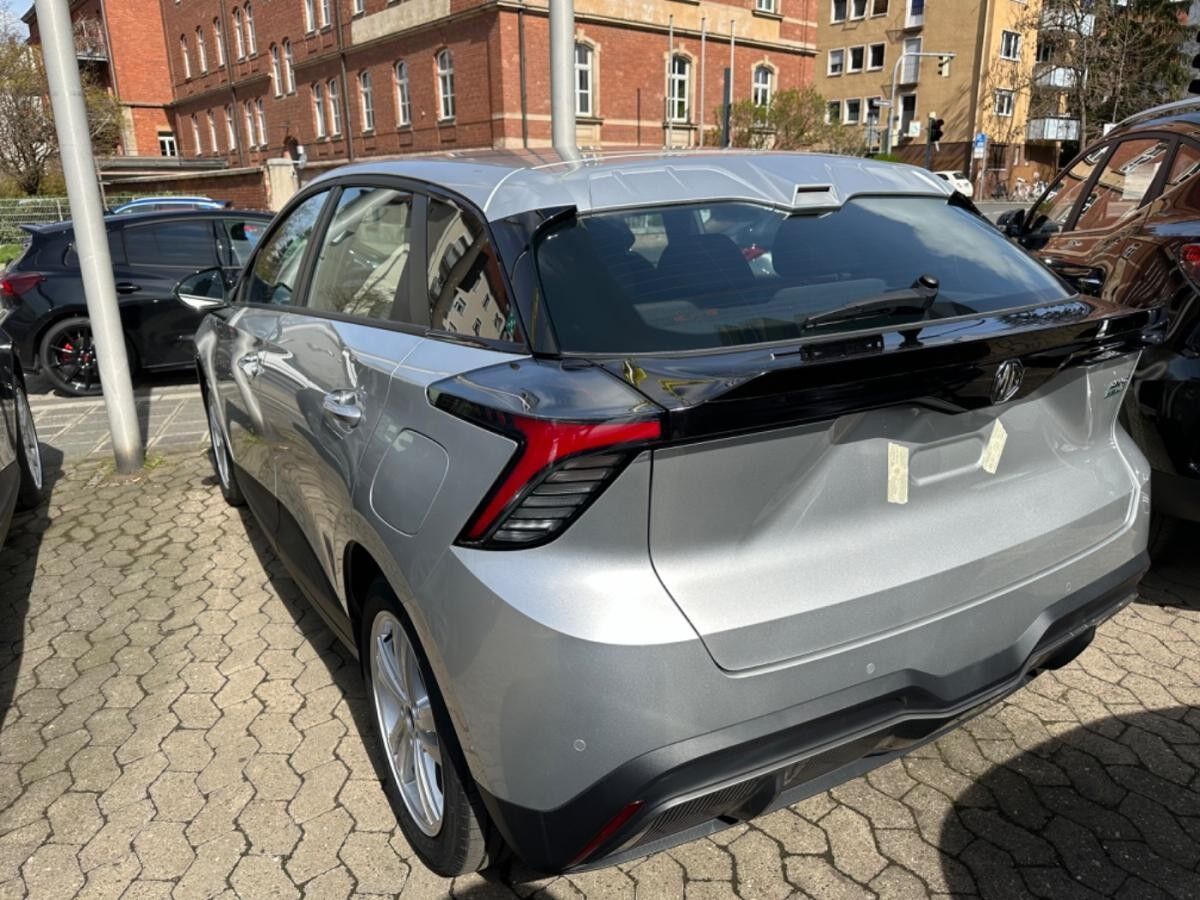 MG MG4 4 Standard h SpurH LED KlimaA PDC ACC