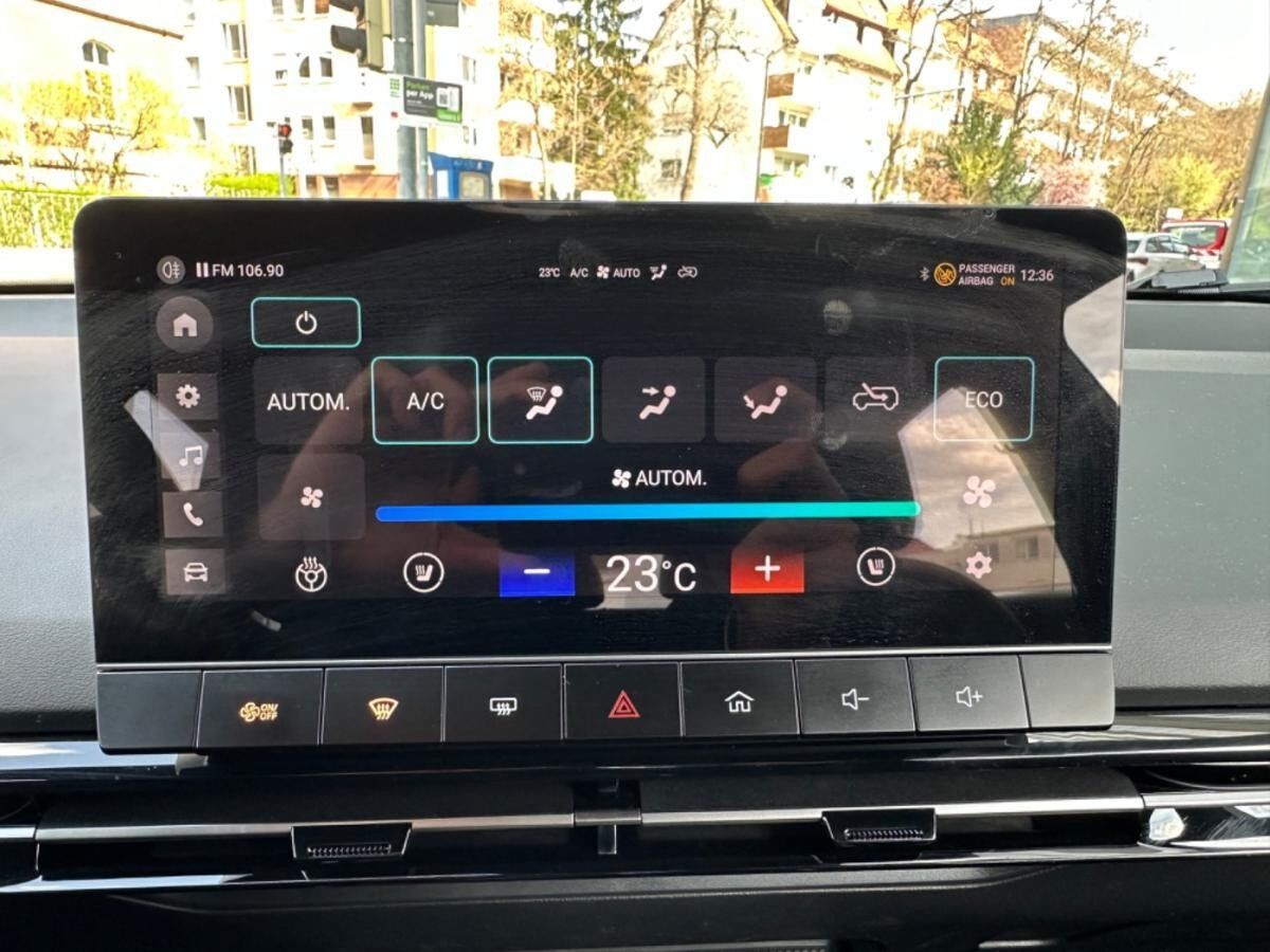 MG MG4 4 Standard h SpurH LED KlimaA PDC ACC