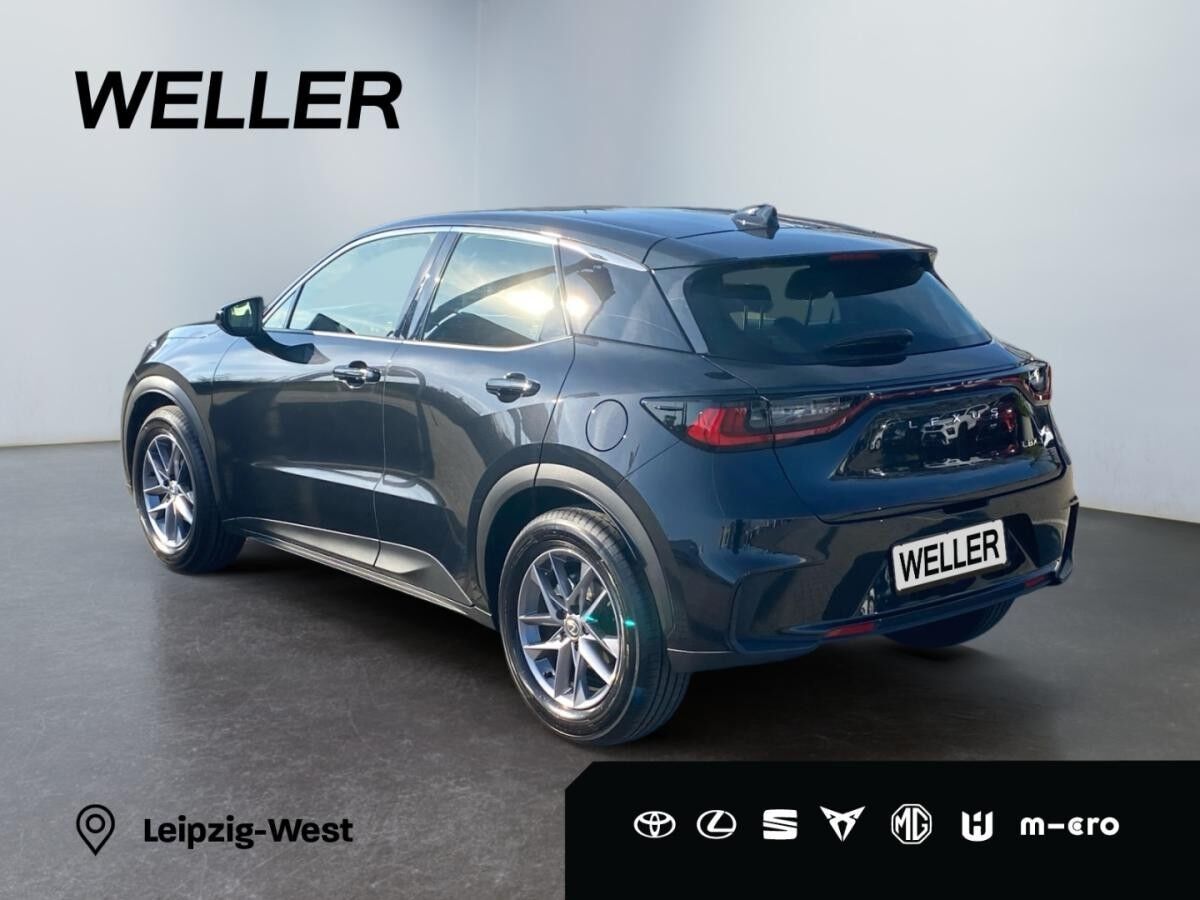 Lexus LBX Elegant Black Edition | FWD | Komfort Paket | sofort verfügbar Lexus LBX Elegant Black Edition | FWD | Komfort Paket | sofort verfügbar