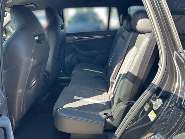 Skoda Kodiaq Sportline 2,0 TDI DSG 4x4 360° ACC*SONDERAKTION*