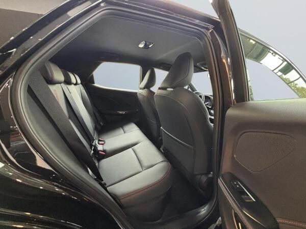 Lexus LBX Elegant Black Edition | FWD | Komfort Paket | sofort verfügbar
