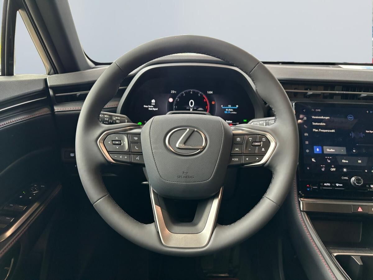 Lexus LBX Elegant Black Edition | FWD | Komfort Paket | sofort verfügbar Lexus LBX Elegant Black Edition | FWD | Komfort Paket | sofort verfügbar