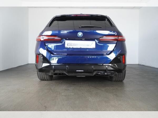 BMW i5 M60 xDr Touring M Sport Pro AHK,360 GRAD KAMERA,SITZBELÜFTUNG,AUTOBAHNASSISTENT,GLASDACH