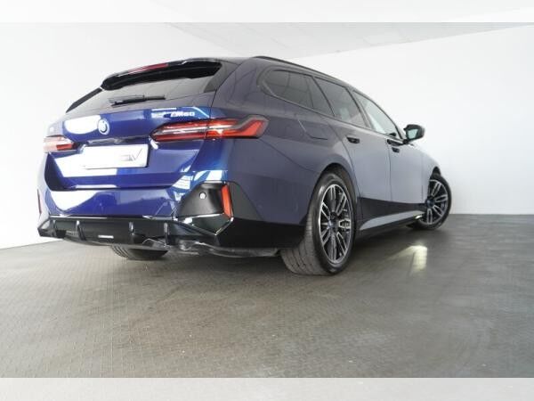 BMW i5 M60 xDr Touring M Sport Pro AHK,360 GRAD KAMERA,SITZBELÜFTUNG,AUTOBAHNASSISTENT,GLASDACH