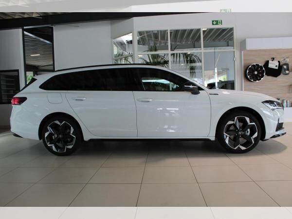 Skoda Superb Combi Sportline 2,0 TDI 110 kW 7-Gang-DSG