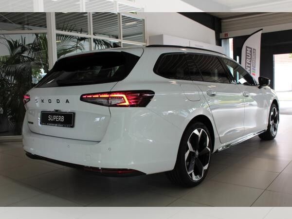Skoda Superb Combi Sportline 2,0 TDI 110 kW 7-Gang-DSG