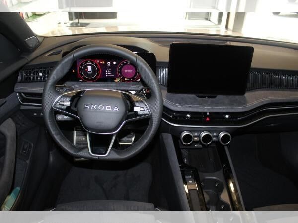 Skoda Superb Combi Sportline 2,0 TDI 110 kW 7-Gang-DSG