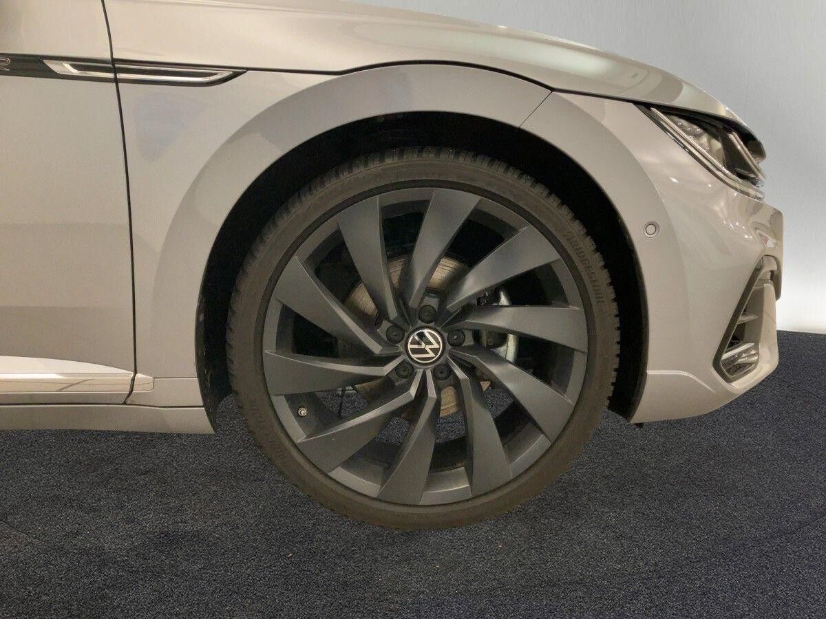 Volkswagen Arteon Shooting Brake 2.0 TDI 4mot R-Line LEDER NaviPro LED AHK DSG