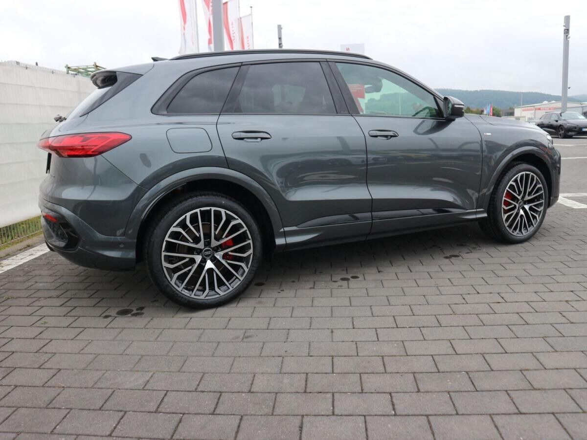 Audi Q5 SUV TDI quattro*S line*TECH PRO*MEMORY*LUFT* Audi Q5 SUV TDI quattro*S line*TECH PRO*MEMORY*LUFT*