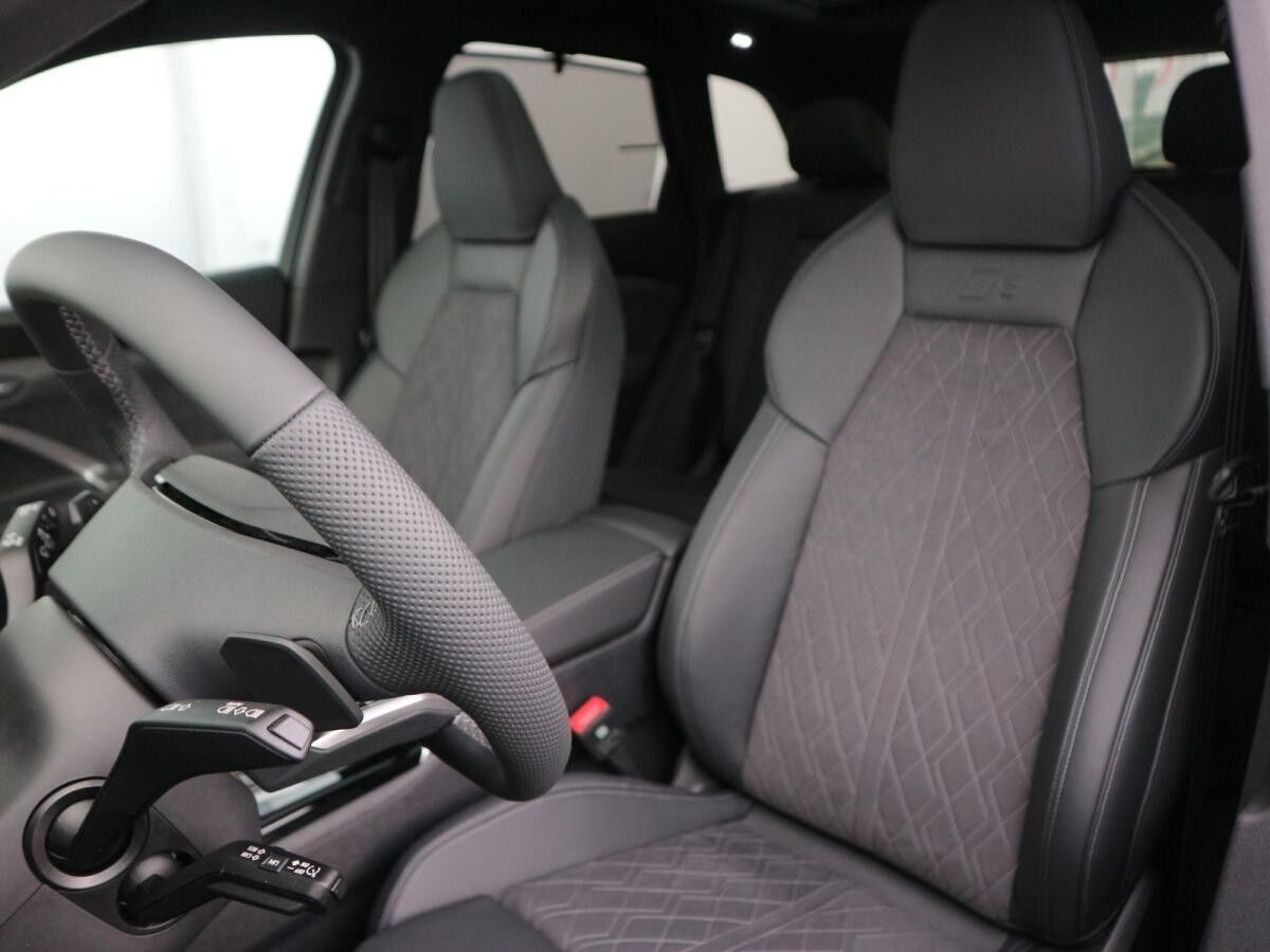 Audi Q5 SUV TDI quattro*S line*TECH PRO*MEMORY*LUFT* Audi Q5 SUV TDI quattro*S line*TECH PRO*MEMORY*LUFT*