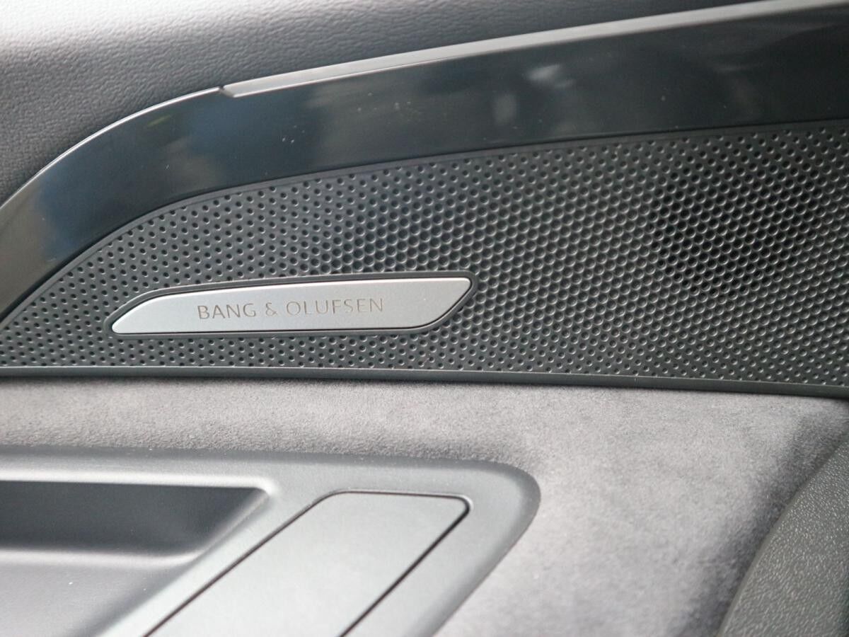 Audi Q5 SUV TDI quattro*S line*TECH PRO*MEMORY*LUFT* Audi Q5 SUV TDI quattro*S line*TECH PRO*MEMORY*LUFT*